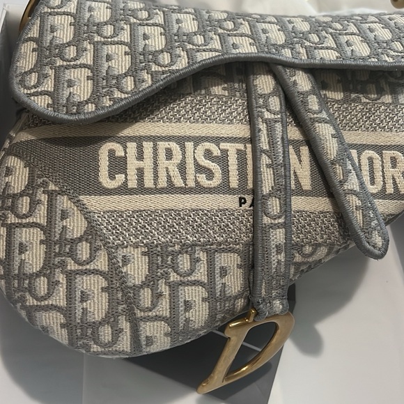BEAUTIFUL CHRISTIAN DIOR Saddle Bag. As new. Just to serious buyers. - Picture 3 of 14